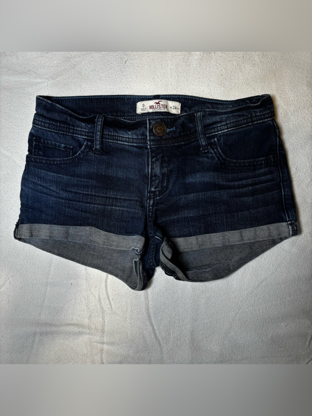 Hollister Dark Wash Cuffed Denim Shorts Size 0 W24